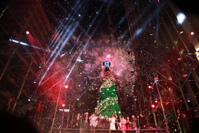 “The Grand Rama 9 Christmas Tree Light Up 2014 : Neon Dragon”