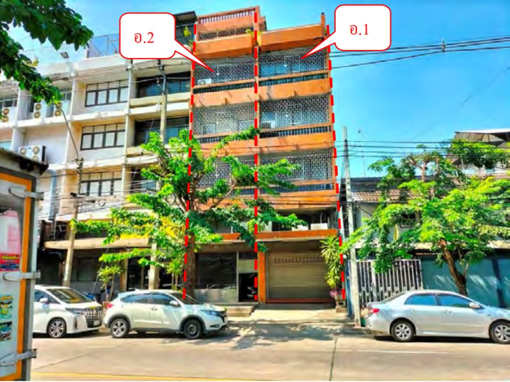 shophouse for sale (with mezzanine) 11 halls, 7 bathrooms, 6 bedrooms